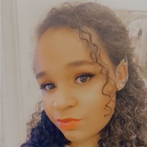 Meet your Posher, Audai